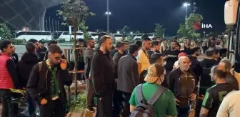 Sakaryaspor Taraftarları 150 Otobüsle Adana'ya Hareket Etti