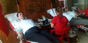 Siirt Cumhuriyet Başsavcısı Tuğan Sarıca 30. kez kan bağışında bulundu
