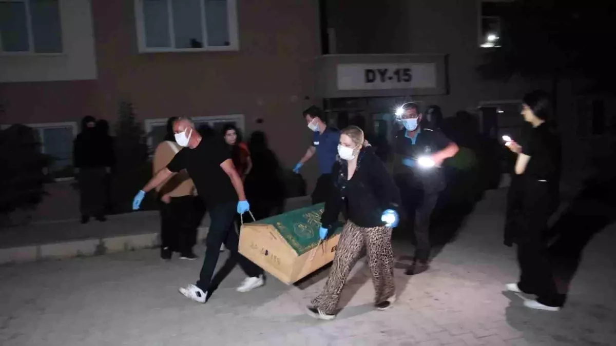 Elazığ'da Yalnız Yaşayan Kadın Evde Ölü Bulundu