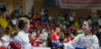 İstanbul'da Balkan Çocuklar Karate Şampiyonası Başladı