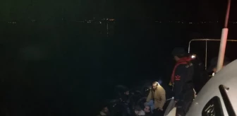 İzmir'de 89 düzensiz göçmen yakalandı, 52 düzensiz göçmen kurtarıldı