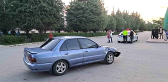 Karaman'da motosiklet ile otomobil çarpıştı, sürücü yaralandı