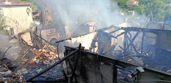 Kastamonu'da çıkan yangınlarda 3 ev zarar gördü