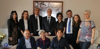 Emekli Prof. Dr. İmran Özalp'e Fenilketonüri Hastalarından Ziyaret