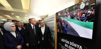 Cumhurbaşkanı Recep Tayyip Erdoğan, Kızılcahamam Kampı'nda Filistin sergisini gezdi