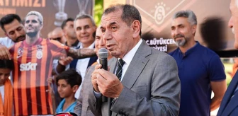 Dursun Özbek'ten G. Saray taraftarına: 5 yıldızlı formalar geliyor