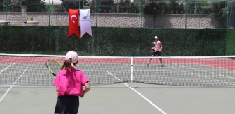 Elazığ'da 8-9-10 Yaş Ulusal Tenis Turnuvası Başladı