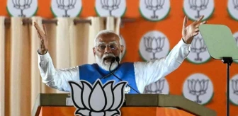 Hindistan'da Başbakan Modi Üçüncü Kez Seçimleri Kazanmaya Yakın