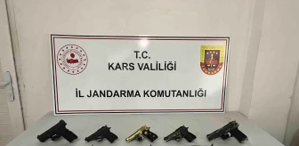 Kars'ta Jandarma Silah Tacirlerine Geçit Vermiyor