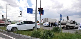 Kars'ta trafik kazasında 4 kişi yaralandı