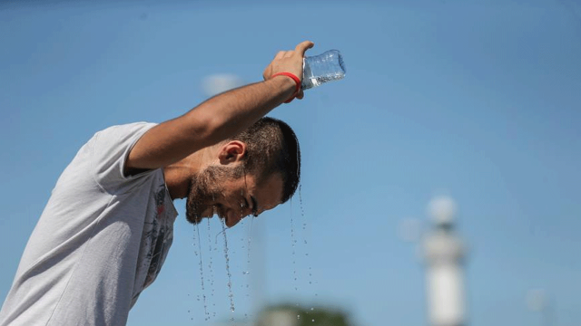 Kavurucu sıcaklar geliyor! Meteoroloji saat vererek uyardı