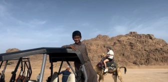 Mısır'ın Şarm El Şeyh kentinde çöl safarileri turistlere sunuluyor