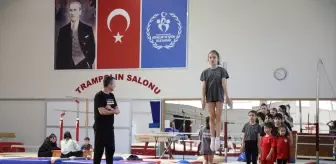 Samsun'da Canik Cimnastik Salonu'nda Şampiyon Adayı Sporcular Yetiştiriliyor