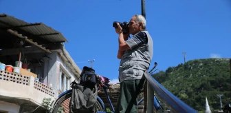 78 Yaşındaki Foto Muhabiri Bisikletiyle Çekimlere Gidiyor