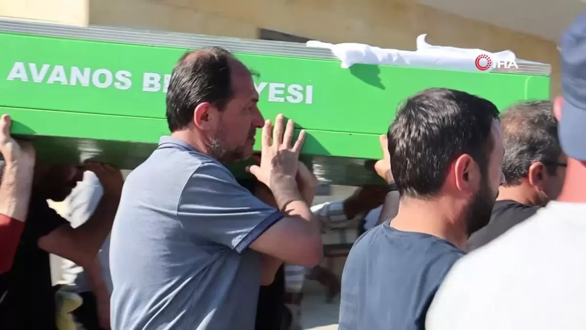 Boğazına erik kaçan 7 yaşındaki Hiranur Nevşehir'de toprağa verildi
