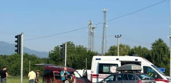 Sakarya'da trafik kazası: 4 kişi yaralandı