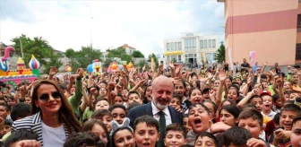 Kocasinan Belediye Başkanı Ahmet Çolakbayrakdar, Akıl Oyunları Şenliği'ne katıldı