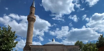 Yoncalı Alaaddin Keykubat Camii'nin Bakımsızlığı Vatandaşları Üzüyor