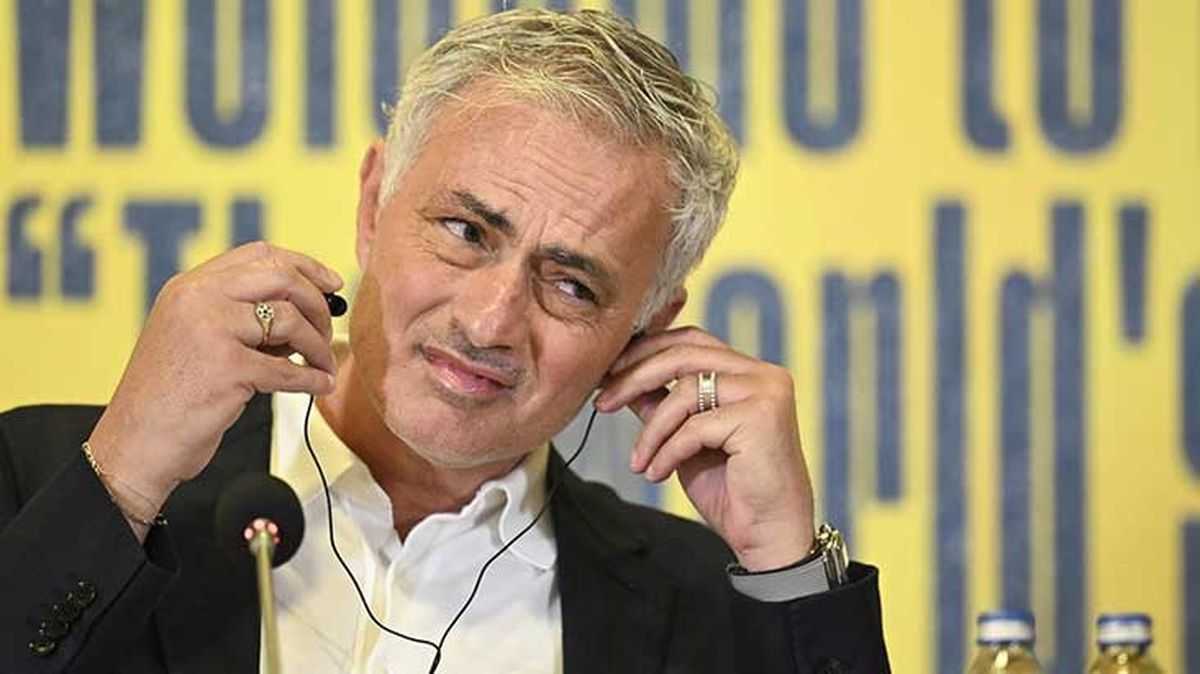 Daha ilk toplantısında yaşananlara bakın! Mourinho, sorulan sorulara isyan etti