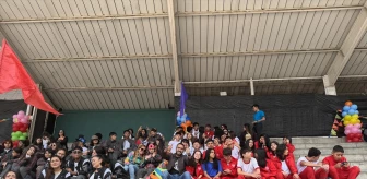Kolombiya'da Liselilere Elektronik Sigara Zararları Anlatıldı