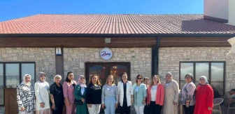 AK Parti İzmir İl Kadın Kolları Başkanlığından Bölgesel İstişare Toplantısı