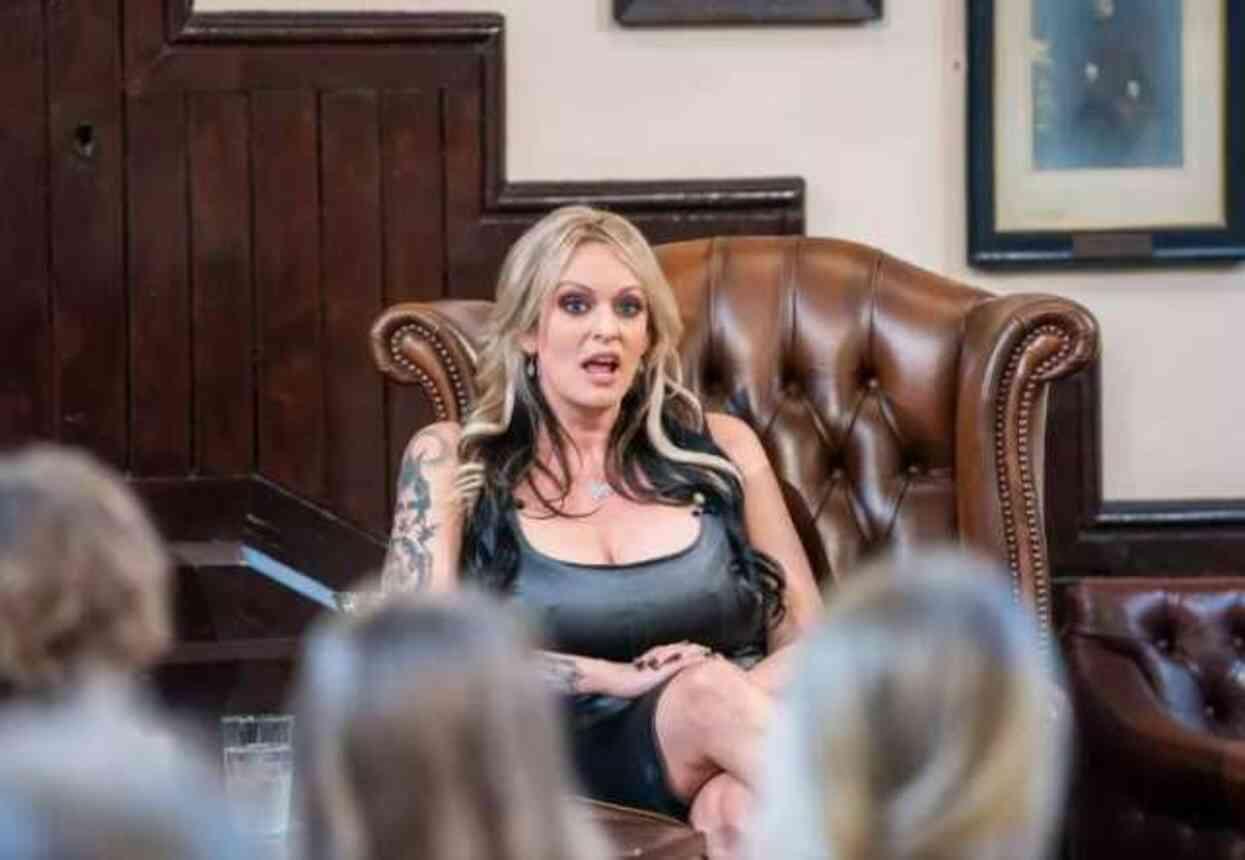 Stormy Daniels, Melania Trump'a 'Donald Trump'ı terk et' çağrısında bulundu Stormy Daniels, Melania Trump'a 'Donald Trump'ı terk et' çağrısında bulundu