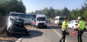 Çorlu'da servis minibüsü ile panelvan aracı çarpıştı: 2 ölü, 10 yaralı
