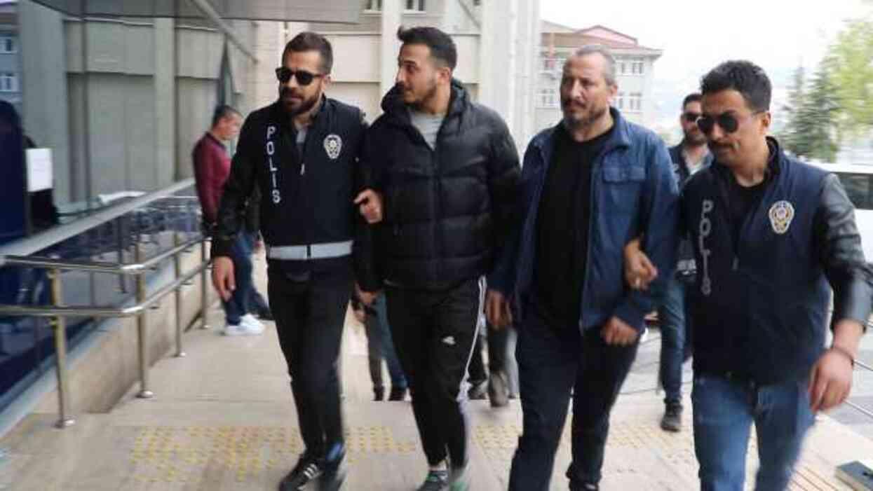 Üniversiteli gence Tahta kaşıkla cinsel saldırı! Sanıklar 'Yağma' suçundan tahliye edildi