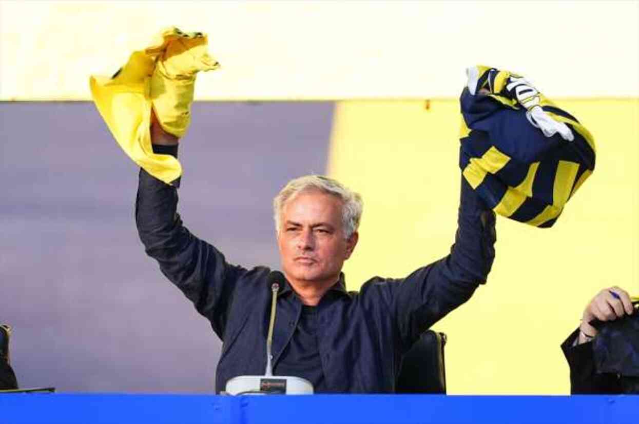 Fenerbahçe'de başarılı olabilecek mi? Yapay zekanın Mourinho hakkında söylediklerine bakın