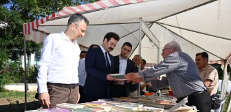 Osmaniye'de 1. Kadirli Kitap Fuarı Açıldı