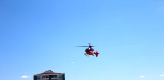 Diyarbakır'da attan düşen kişi ambulans helikopterle hastaneye kaldırıldı