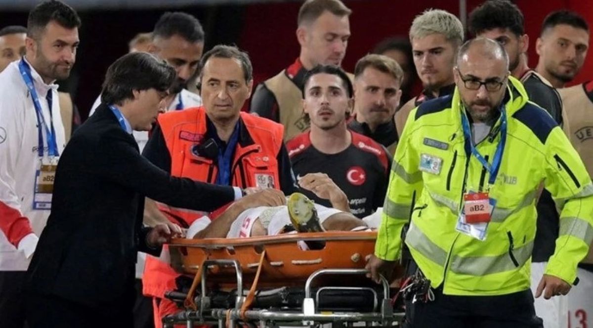Ozan Kabak'ın sakatlık durumu! Milli takım kadrosundan çıkarıldı mı?