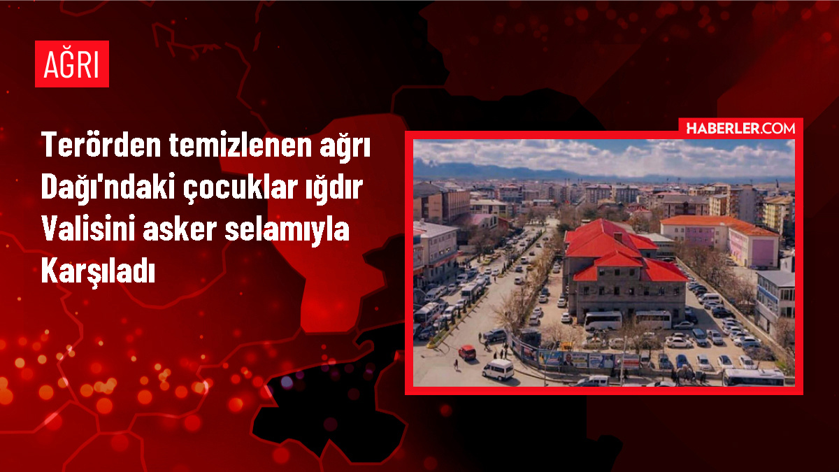 Iğdır Valisi Ercan Turan, Korhan Yaylası'ndaki çocuklara hediyeler verdi