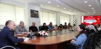 Artvin Valisi Cengiz Ünsal, Halk Günü Toplantısı'nda vatandaşlarla bir araya geldi