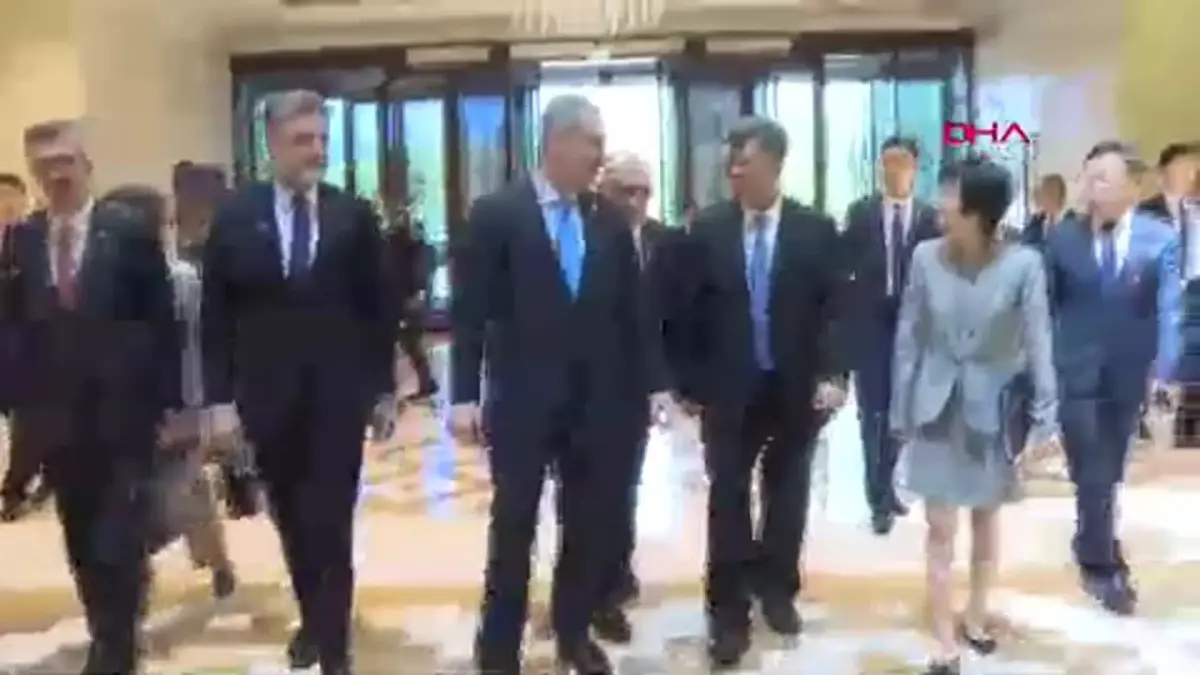 Dışişleri Bakanı Hakan Fidan Uygur Özerk Bölgesi'nde Temaslarda Bulundu