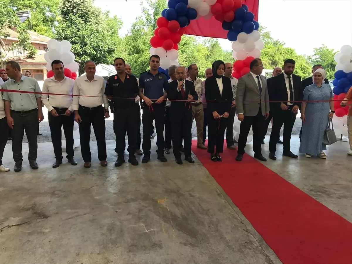 Düzce'de 6. Eğitim, Bilim, Kültür ve Sanat Şenliği düzenlendi