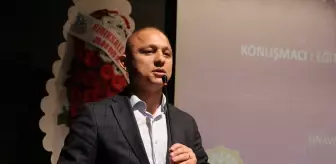 Kırıkkale Belediyesi Öğrencilere Motivasyon Konferansı Düzenledi