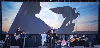 Grup Kıyam, İsrail saldırılarında hayatını kaybeden Gazzelileri anarak konser verdi
