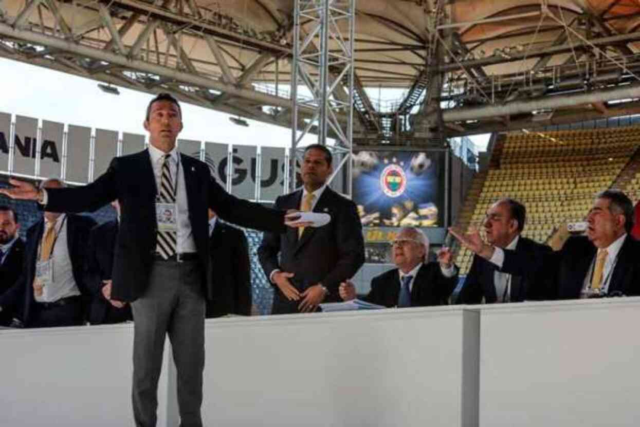 Ali Koç, Aziz Yıldırım'ın 20 yıllık başkanlığını tek cümleyle harcadı: Bakkal bile Fenerbahçe'den daha iyi yönetiliyordu