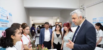 Samsun'da Fatih Sultan Mehmet Ortaokulu'nda Bilim Fuarı Açıldı
