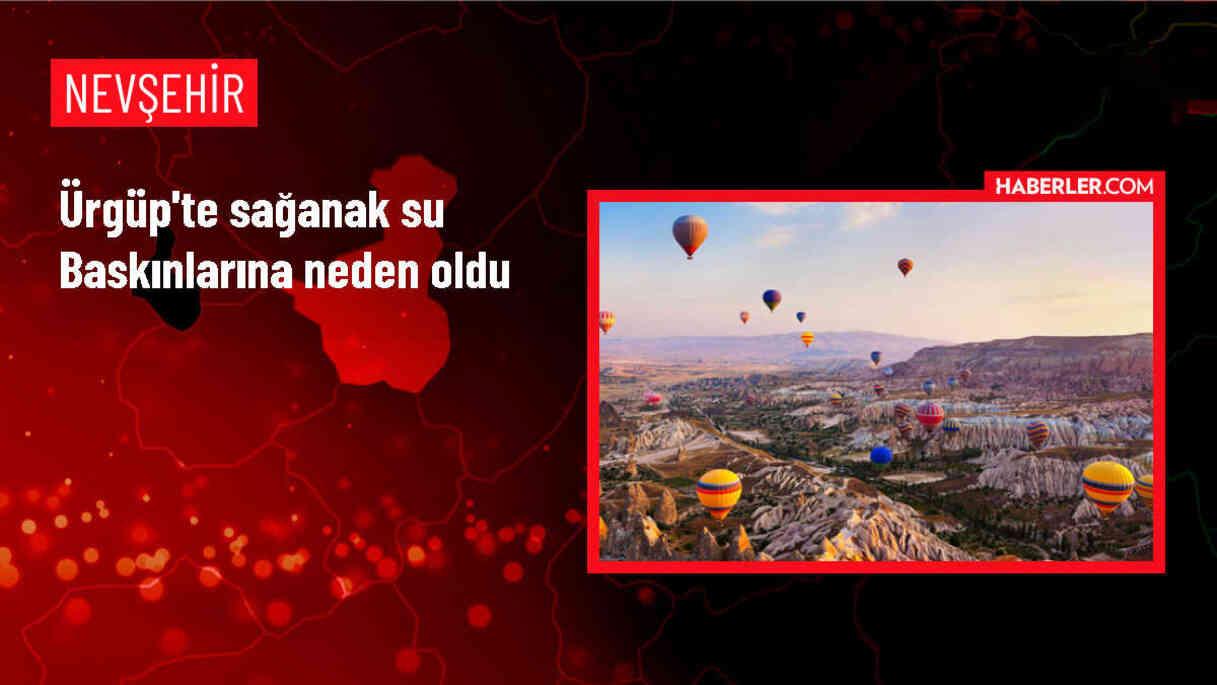 Ürgüp'te Sağanak Yağış Sonucu Konutlar Su Bastı