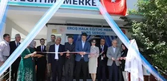 Van'da Hayat Boyu Öğrenme Haftası Sergisi Açıldı