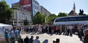 Kırşehir'den 35 Kişilik Hac Kafilesi Dualarla Uğurlandı