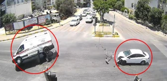 Hastaneye yetişmeye çalışan ambulansın kaza anı kamerada