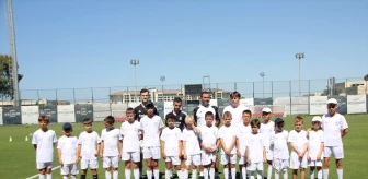 Antalya'da Real Madrid Vakfı Futbol Okulu Açıldı