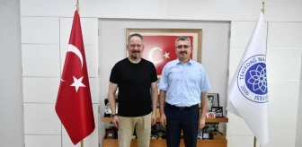 AK Parti Milletvekili Mestan Özcan, NKÜ Rektörü Prof. Dr. Mümin Şahin'i ziyaret etti