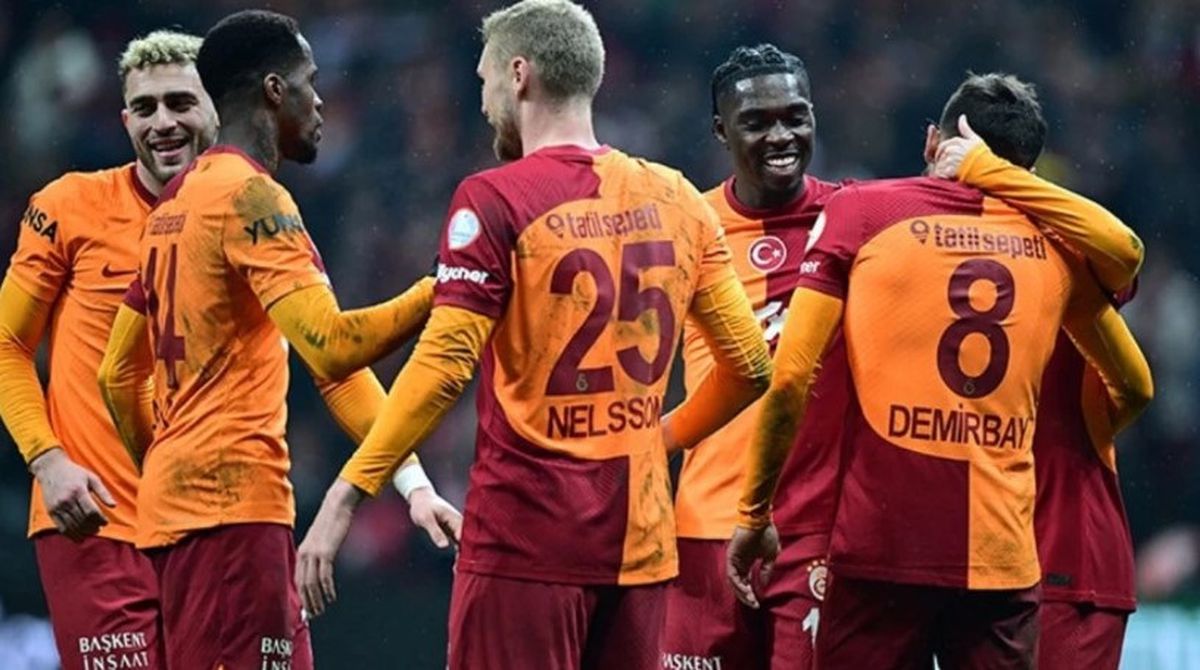Nelsson gitti mi? Victor Nelsson Galatasaray'dan ayrılıyor mu?