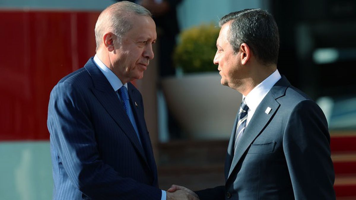 Özel, Erdoğan'dan asgari ücrete ara zam yapılmasını istedi! Masada üzerine konuşulan bir rakam bile varmış