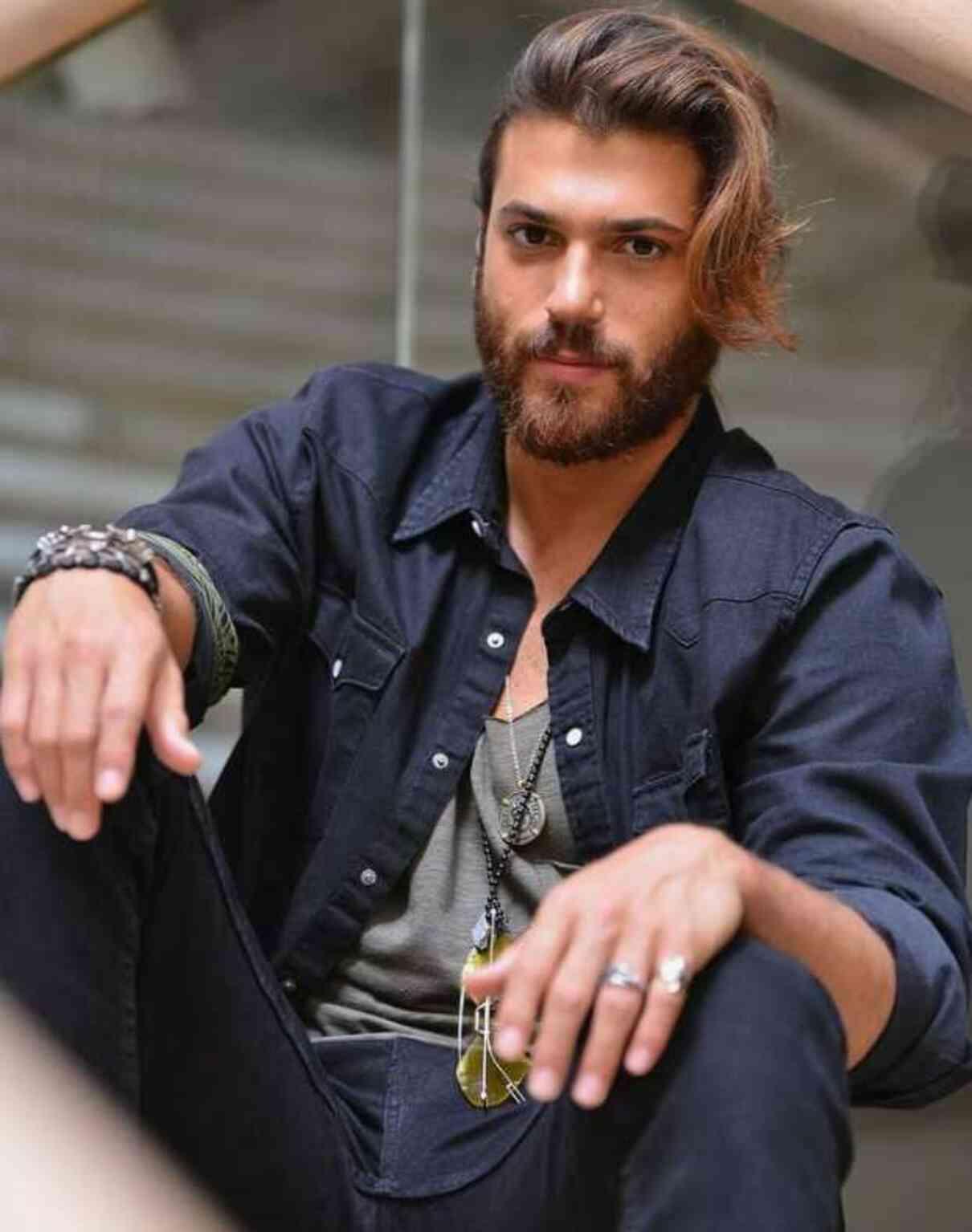 Can Yaman Instagram hesabını neden sildi? Cam Yaman sosyal medya hesaplarını neden kapattı?