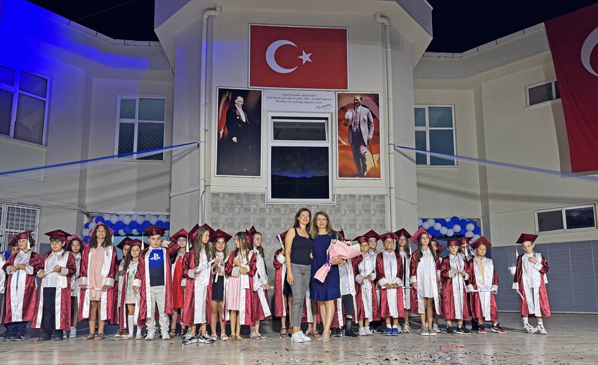 Mavişehir İlkokulu'ndan 2023-2024 Mezuniyet Töreni